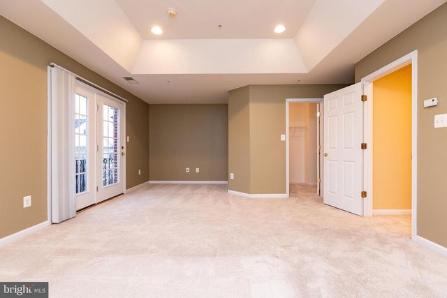 1206 MAPLE GROVE LN, Rockville, MD 20850