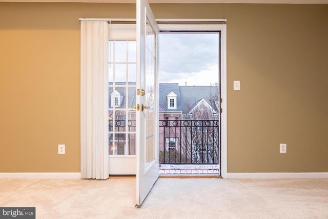 1206 MAPLE GROVE LN, Rockville, MD 20850