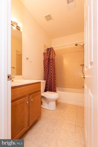 1206 MAPLE GROVE LN, Rockville, MD 20850