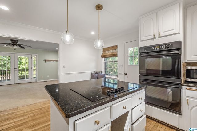110 WOODLAND CIRCLE, Trussville, AL 35173