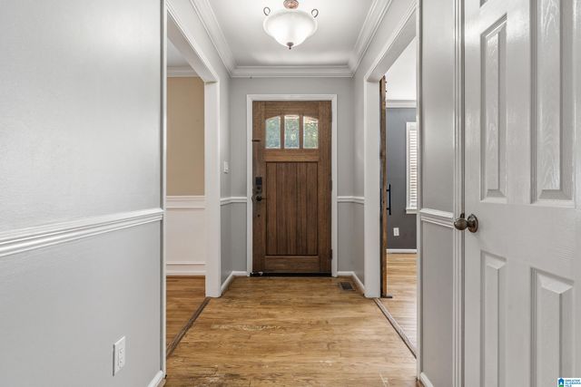 110 WOODLAND CIRCLE, Trussville, AL 35173