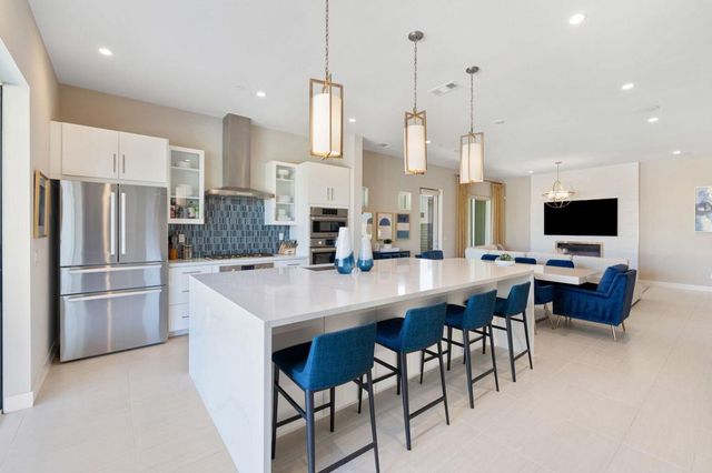 2 Iridium Way, Rancho Mirage, CA 92270