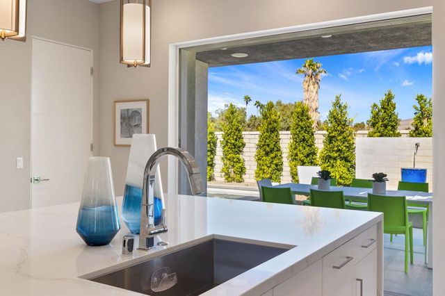 2 Iridium Way, Rancho Mirage, CA 92270