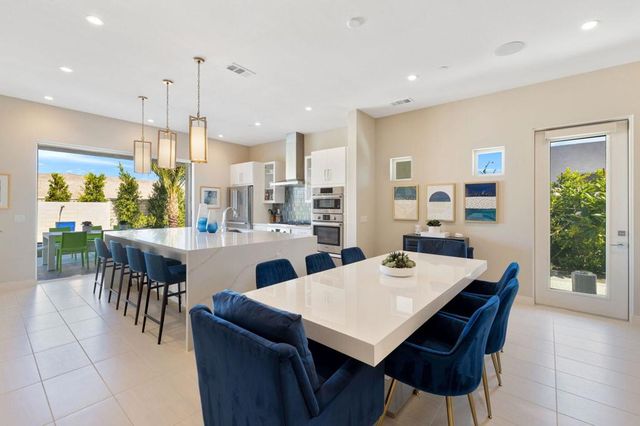 2 Iridium Way, Rancho Mirage, CA 92270