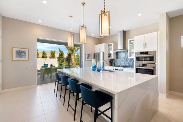 2 Iridium Way, Rancho Mirage, CA 92270