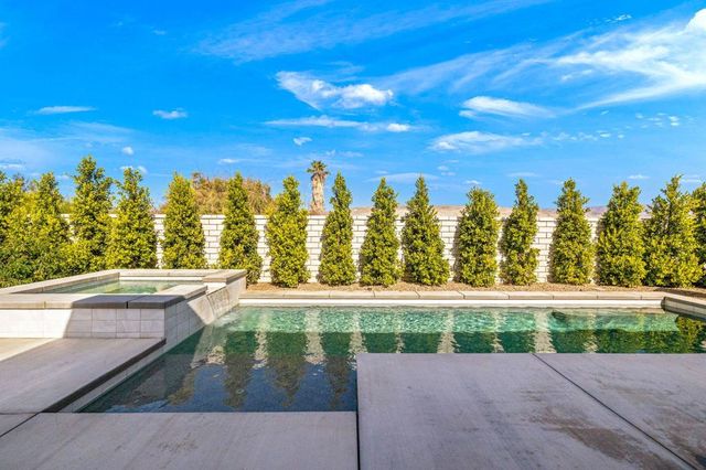 2 Iridium Way, Rancho Mirage, CA 92270