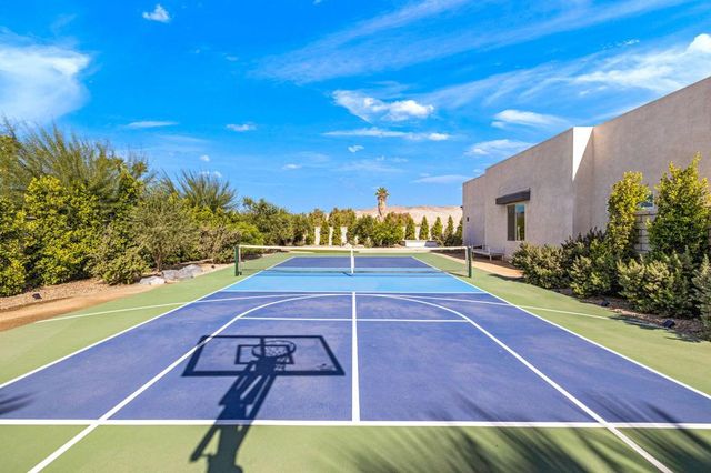 2 Iridium Way, Rancho Mirage, CA 92270