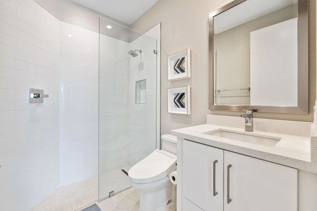 2 Iridium Way, Rancho Mirage, CA 92270