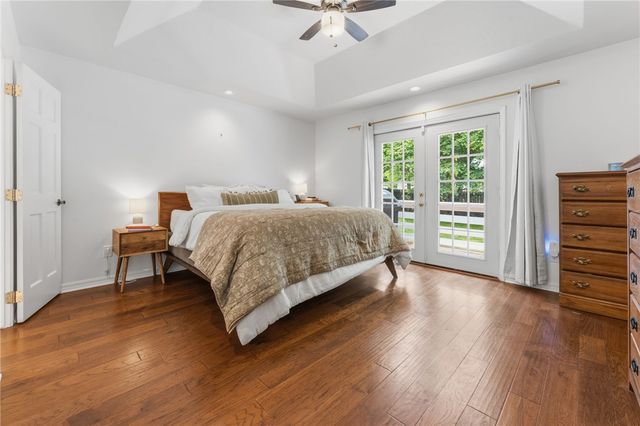900 Willow Court, Siloam Springs, AR 72761