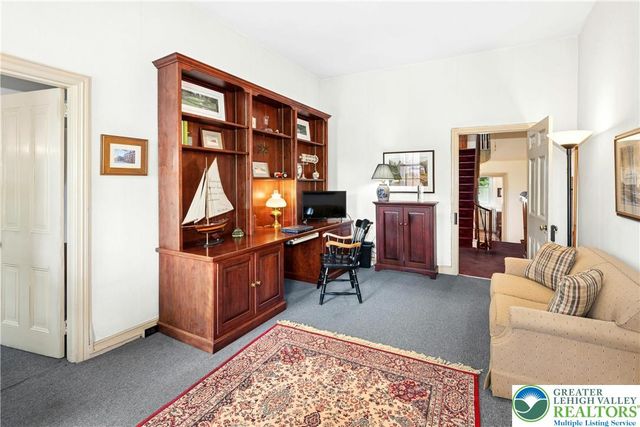 72 West Market Street, Bethlehem City, PA 18018