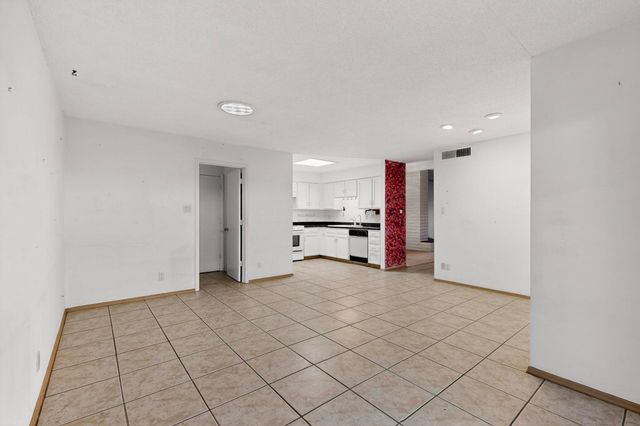 8906 CHAMBERS Place NE, Albuquerque, NM 87111