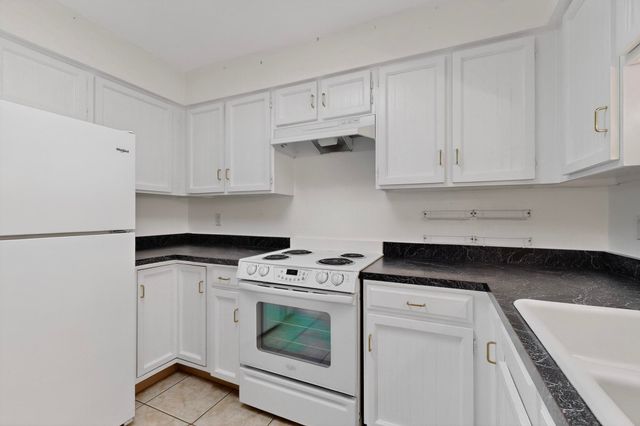 8906 CHAMBERS Place NE, Albuquerque, NM 87111