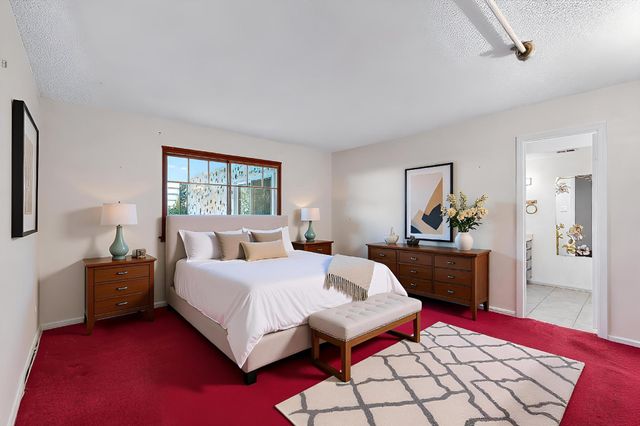 8906 CHAMBERS Place NE, Albuquerque, NM 87111