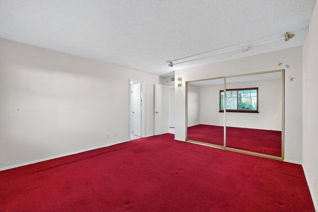 8906 CHAMBERS Place NE, Albuquerque, NM 87111