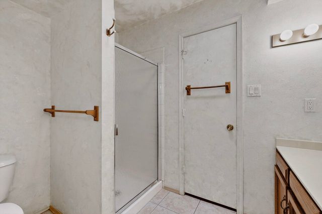 8906 CHAMBERS Place NE, Albuquerque, NM 87111