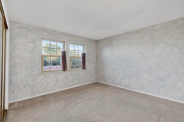 8906 CHAMBERS Place NE, Albuquerque, NM 87111