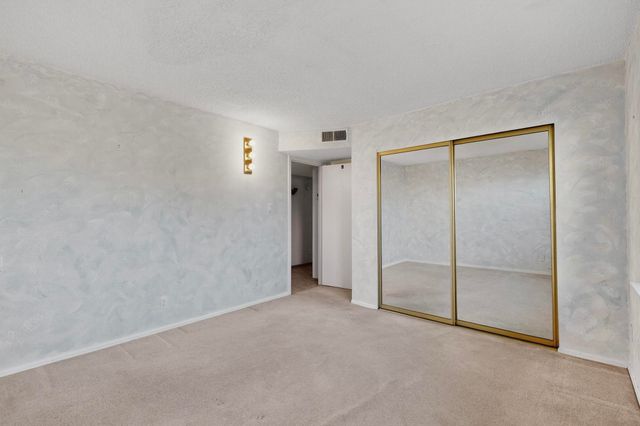 8906 CHAMBERS Place NE, Albuquerque, NM 87111