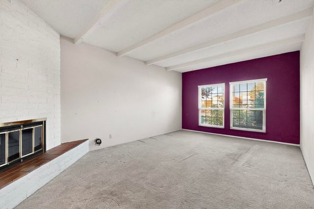 8906 CHAMBERS Place NE, Albuquerque, NM 87111