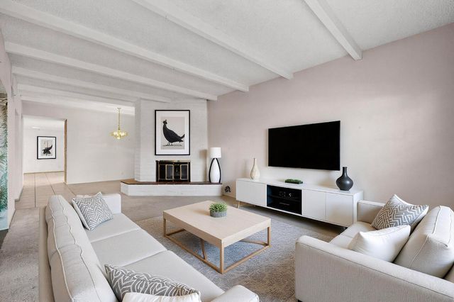 8906 CHAMBERS Place NE, Albuquerque, NM 87111