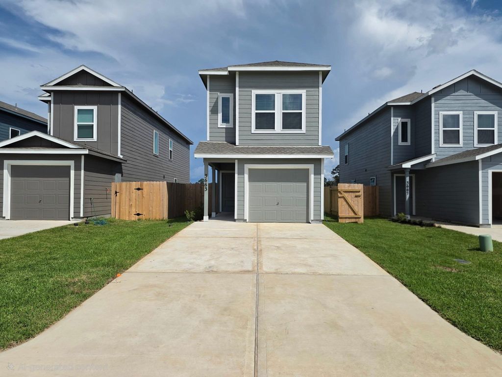3663 Duplet Avenue, Conroe, TX 77306