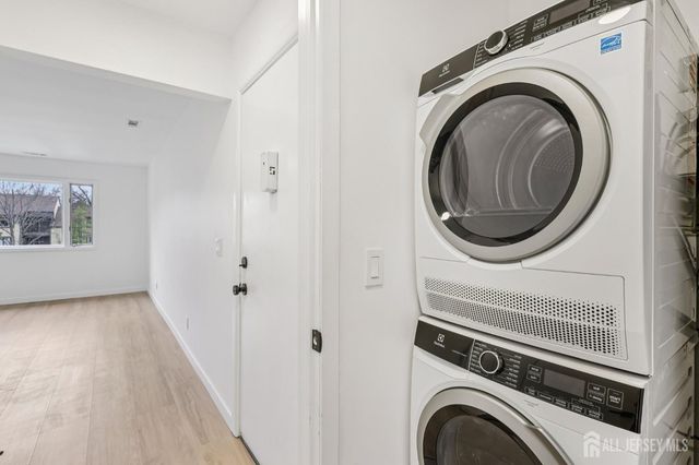 1304 Sayre Drive, Plainsboro, NJ 08540