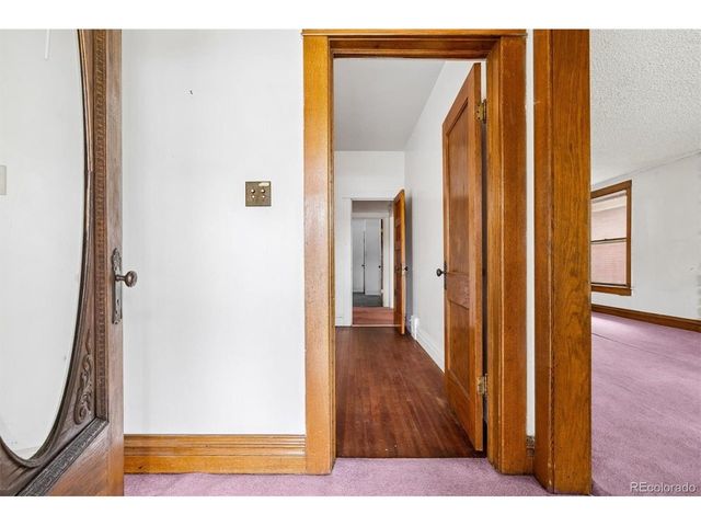 4234 Vallejo St, Denver, CO 80211