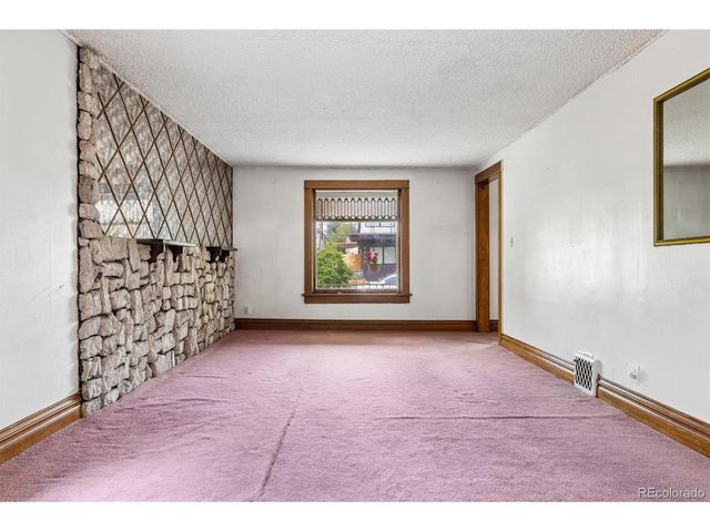 4234 Vallejo St, Denver, CO 80211