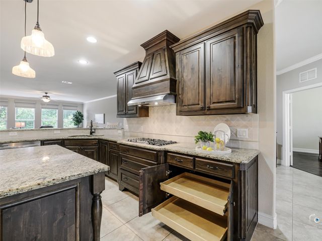 6490 Ontario Drive, Frisco, TX 75036