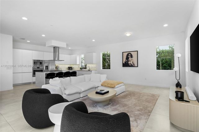 9915 NW 75th Street 9915, Doral, FL 33178