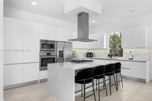 9915 NW 75th Street 9915, Doral, FL 33178