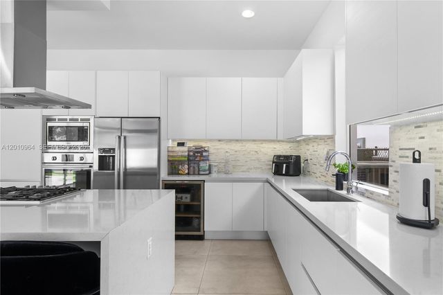 9915 NW 75th Street 9915, Doral, FL 33178