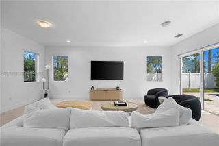 9915 NW 75th Street 9915, Doral, FL 33178