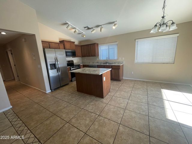 1789 W DESERT MOUNTAIN Drive, San Tan Valley, AZ 85144