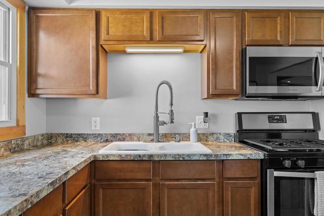 10227 8th AVENUE, Pleasant Prairie, WI 53158