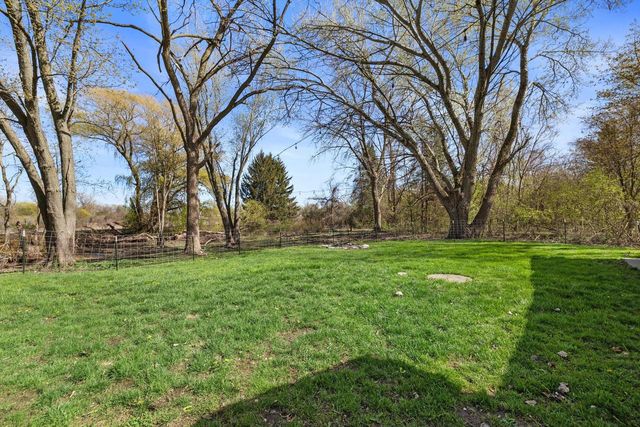 10227 8th AVENUE, Pleasant Prairie, WI 53158