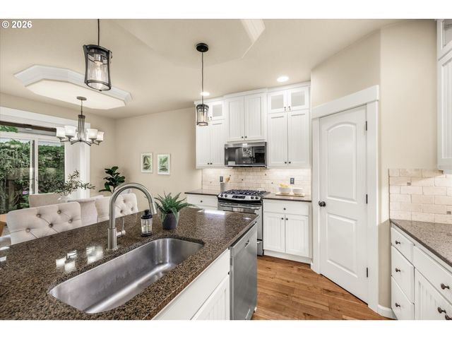 16073 Se PINOT Rd, Milwaukie, OR 97267