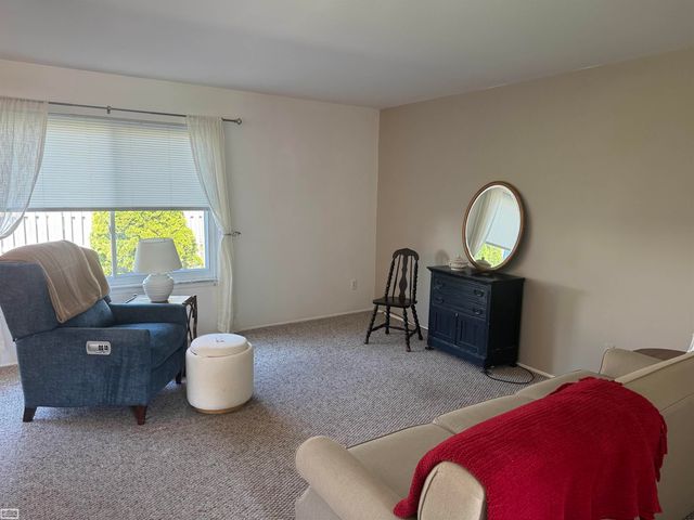 22821 Shoreview Court, Saint Clair Shores, MI 48082