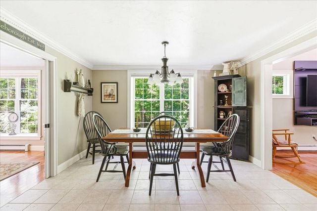 137 Cedar St, Middleboro, MA 02346
