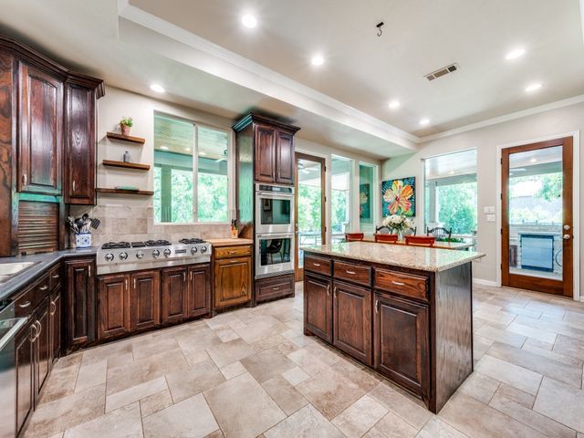 199 Pecan Crossing Court, Gunter, TX 75058