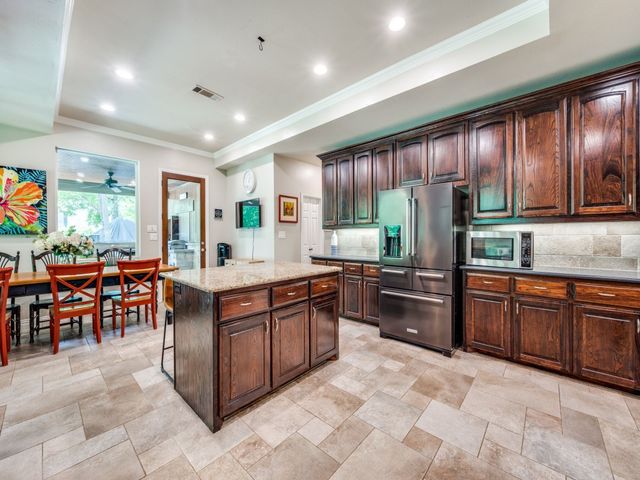 199 Pecan Crossing Court, Gunter, TX 75058