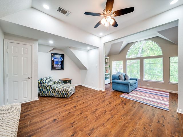 199 Pecan Crossing Court, Gunter, TX 75058