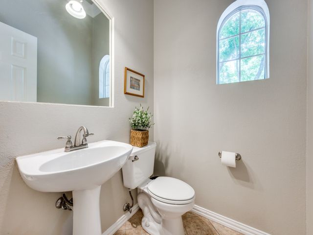 199 Pecan Crossing Court, Gunter, TX 75058