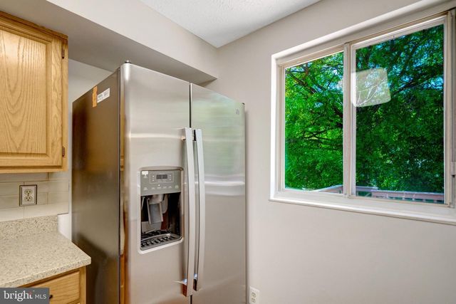 9227 SHEFFIELD HUNT CT, Lorton, VA 22079
