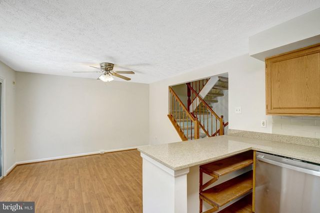 9227 SHEFFIELD HUNT CT, Lorton, VA 22079
