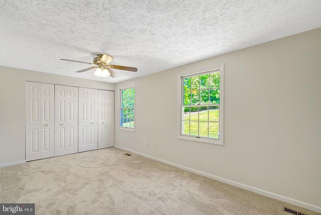 9227 SHEFFIELD HUNT CT, Lorton, VA 22079