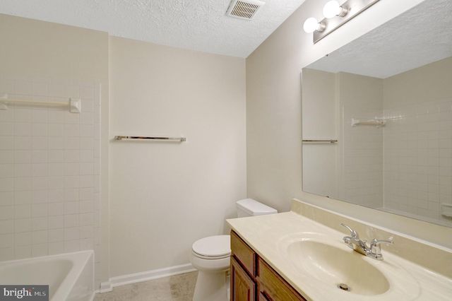 9227 SHEFFIELD HUNT CT, Lorton, VA 22079