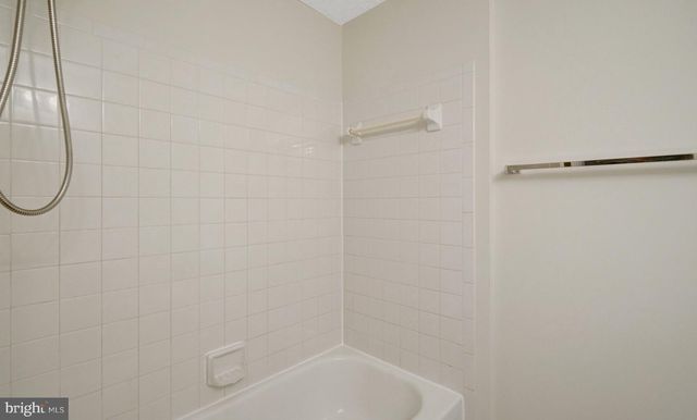 9227 SHEFFIELD HUNT CT, Lorton, VA 22079