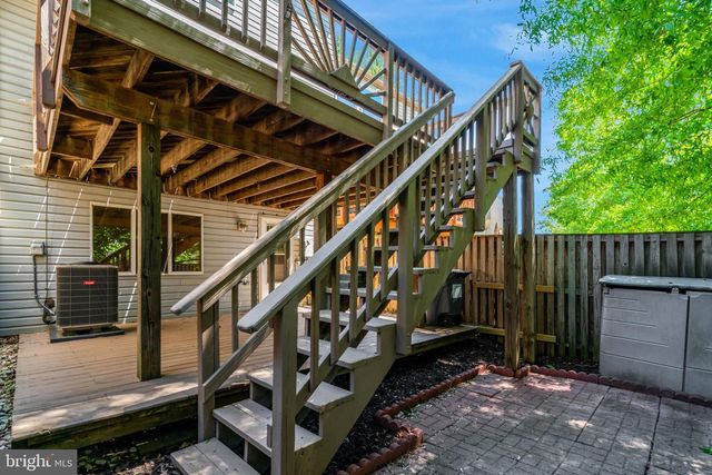 9227 SHEFFIELD HUNT CT, Lorton, VA 22079