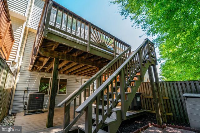 9227 SHEFFIELD HUNT CT, Lorton, VA 22079