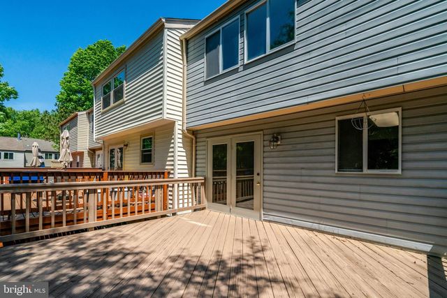 9227 SHEFFIELD HUNT CT, Lorton, VA 22079